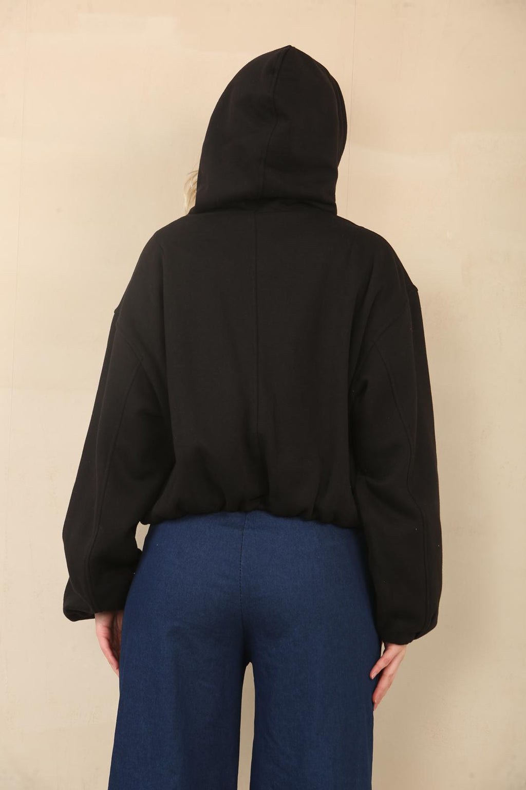 Black Bubble Hem Cropped Fleece-Lined Jacket – Hooded Zip-Up
